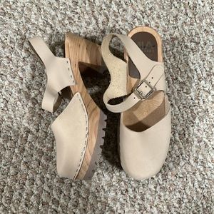 Brand new Mia clogs